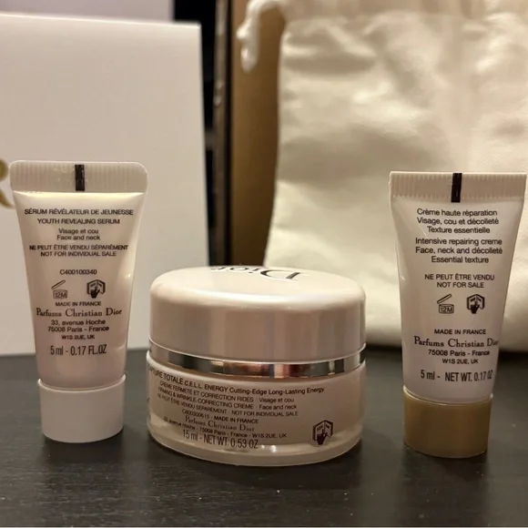 Dior pouch and a 3 exclusive miniatures - Picture 5 of 15